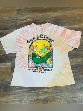 Grateful Dead 💀 Tie-Dye Distressed T-Shirt Size Medium Oversized